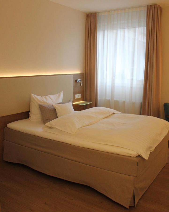 Stuettgens Hotel Velbert Exterior photo